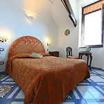 Hotell Croce Di 3*