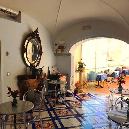 Hotel Croce Di