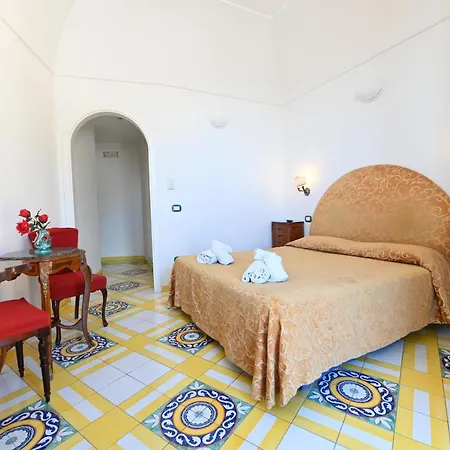 Croce Di 3* Amalfi