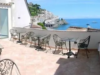 Hotel Croce Di 3*