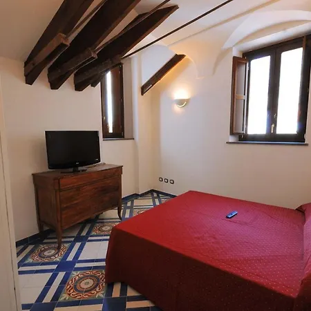 Croce Di 3* Amalfi