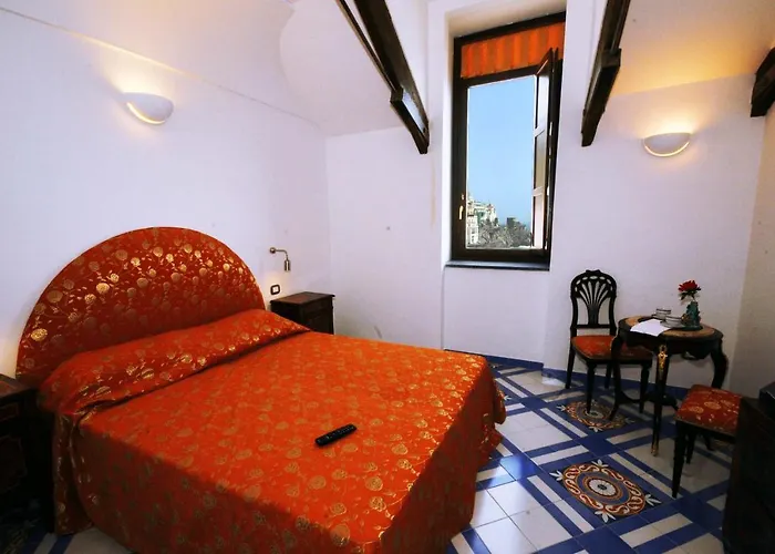 Otel Croce Di 3*