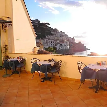 Hotel Croce Di 3*