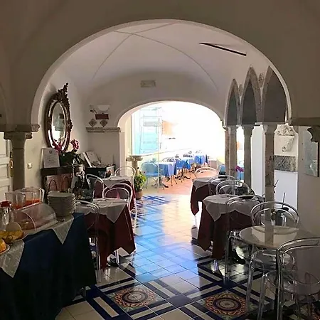 Croce Di Ξενοδοχείο 3*