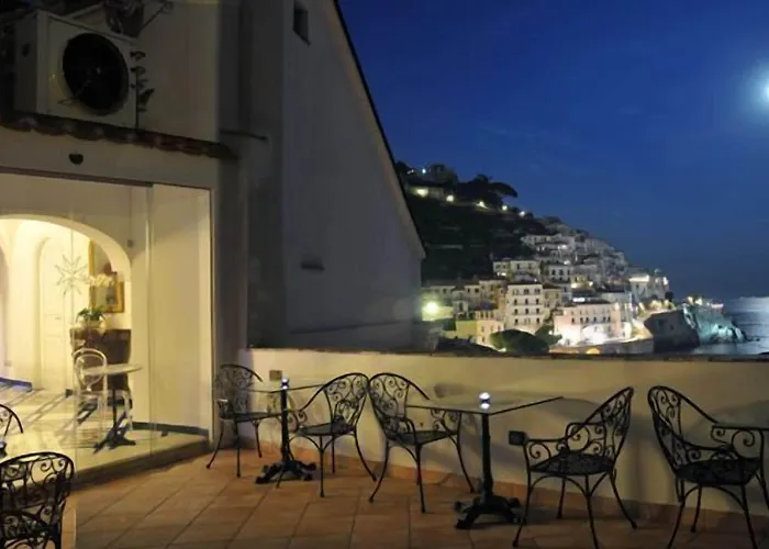 Hotel Croce Di Amalfi