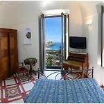Croce Di Amalfi