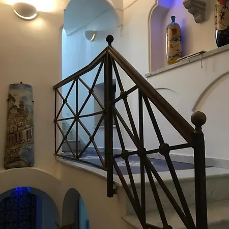 クローチェ ディ ホテル 3*