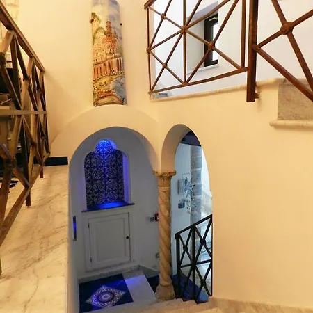 Hotel Croce Di 3*